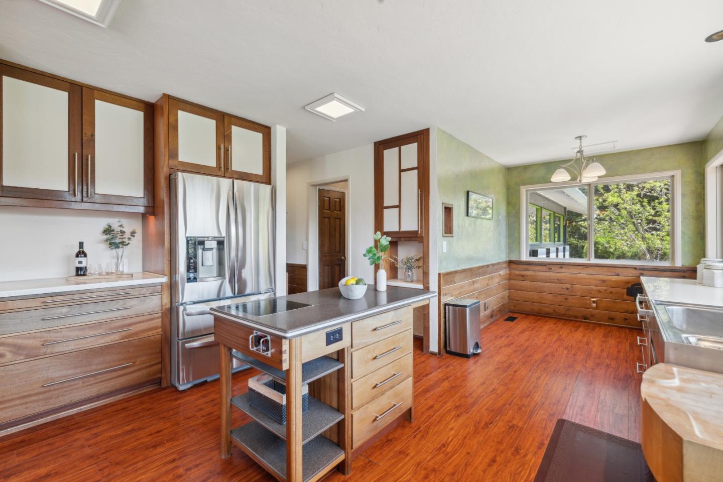Detail Gallery Image 10 of 102 For 240 Buck Knoll Rd, Boulder Creek,  CA 95006 - 6 Beds | 4 Baths