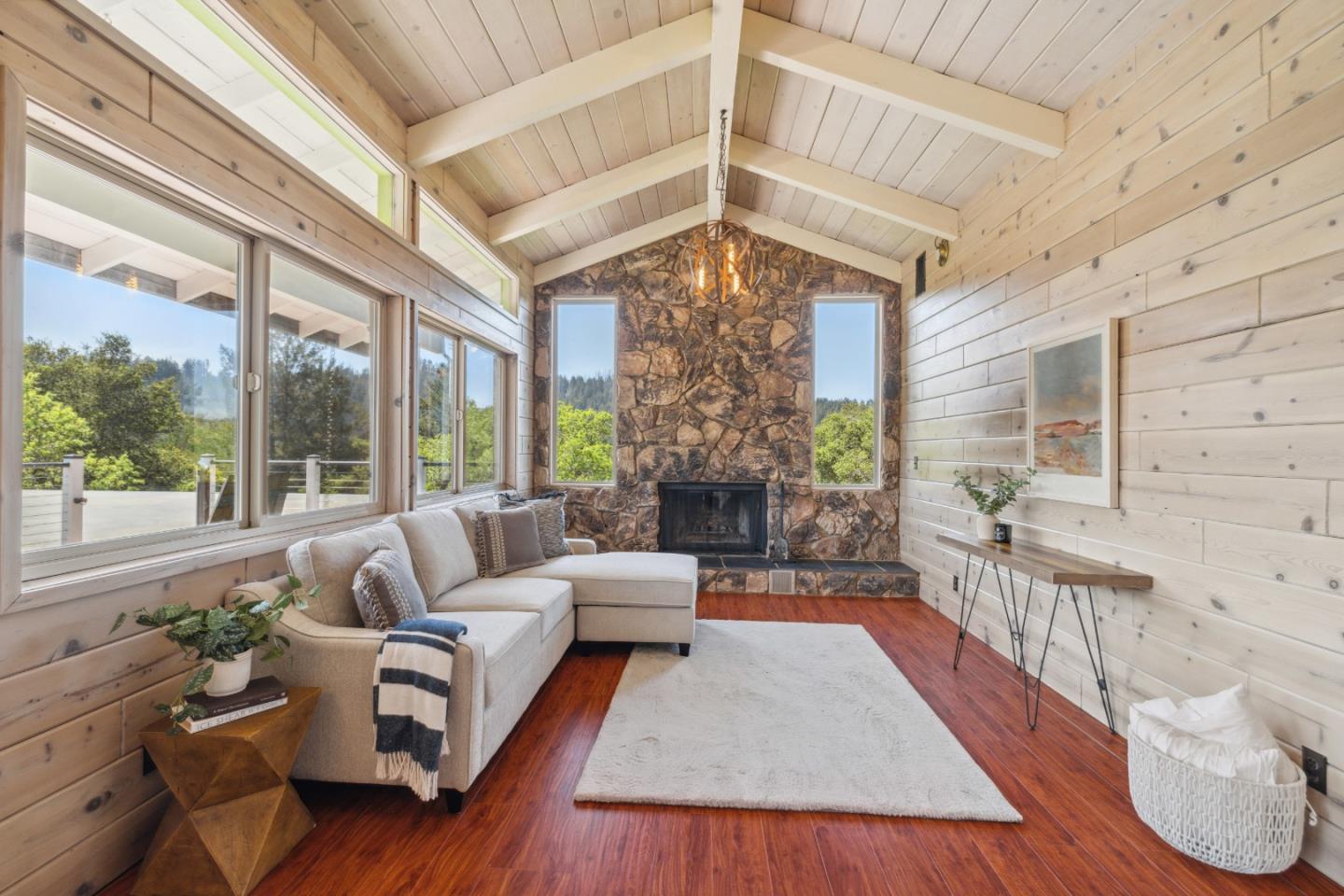 Detail Gallery Image 5 of 102 For 240 Buck Knoll Rd, Boulder Creek,  CA 95006 - 6 Beds | 4 Baths