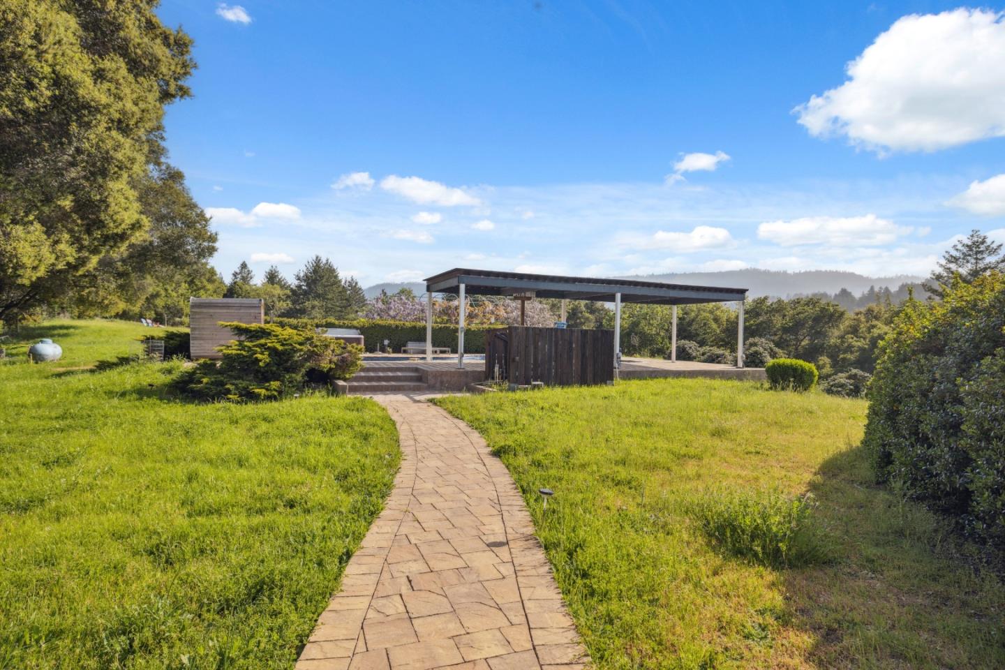 Detail Gallery Image 59 of 102 For 240 Buck Knoll Rd, Boulder Creek,  CA 95006 - 6 Beds | 4 Baths