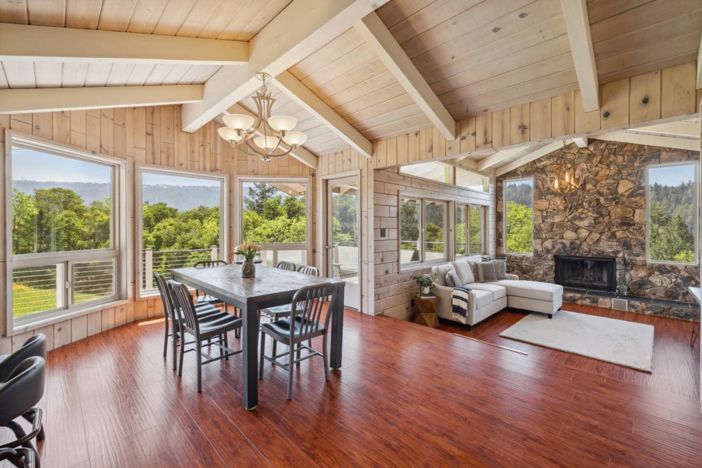 Detail Gallery Image 6 of 102 For 240 Buck Knoll Rd, Boulder Creek,  CA 95006 - 6 Beds | 4 Baths