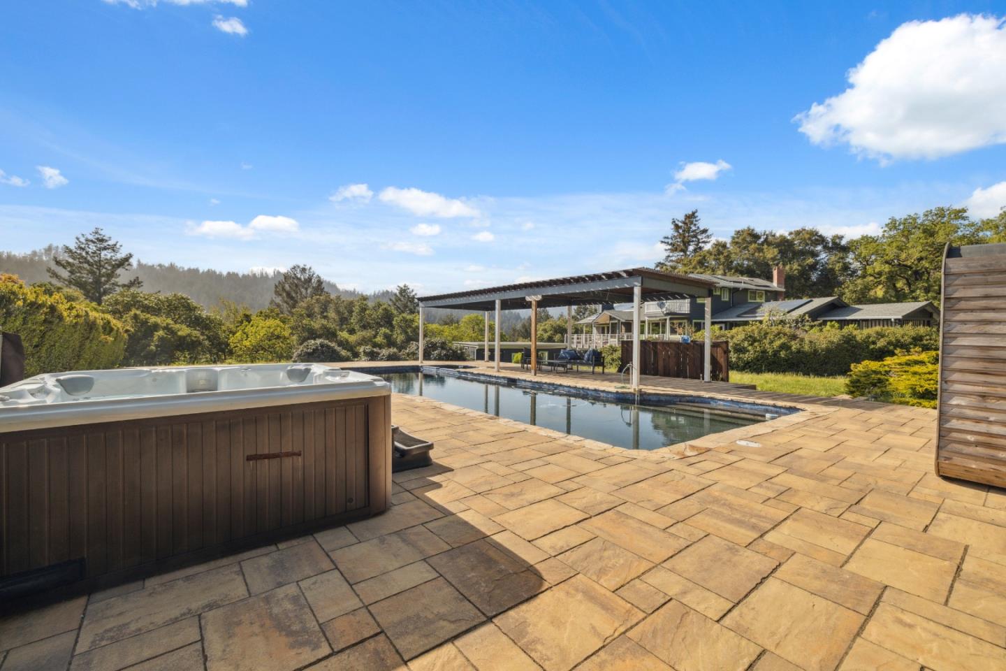 Detail Gallery Image 67 of 102 For 240 Buck Knoll Rd, Boulder Creek,  CA 95006 - 6 Beds | 4 Baths