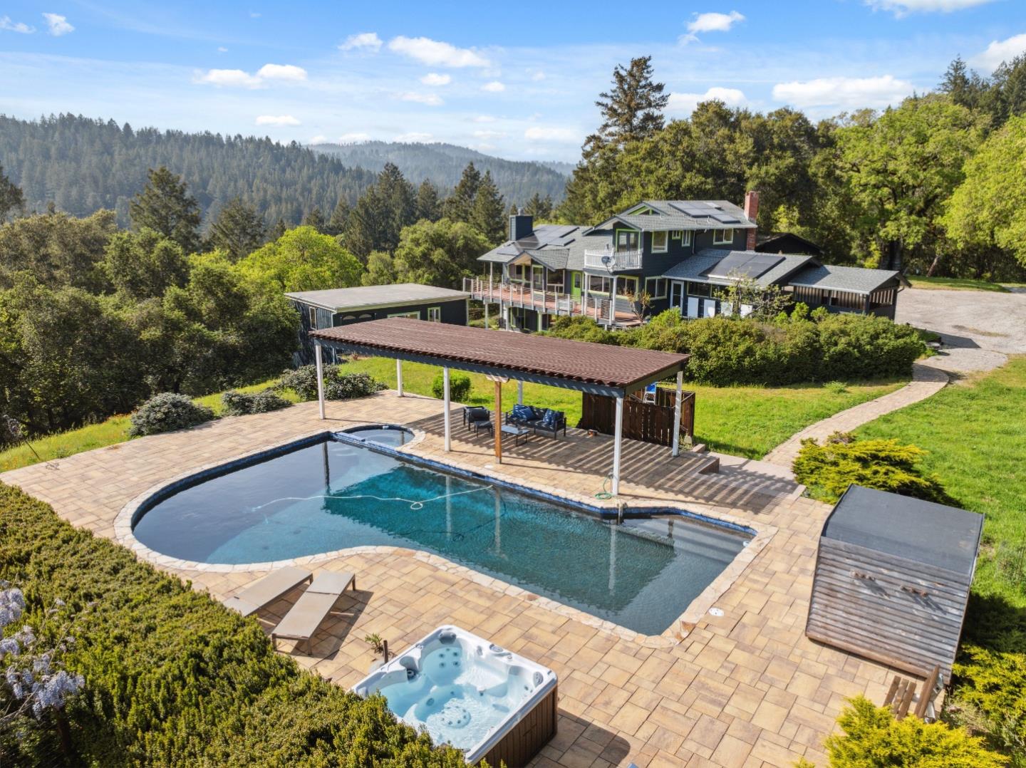 Detail Gallery Image 77 of 102 For 240 Buck Knoll Rd, Boulder Creek,  CA 95006 - 6 Beds | 4 Baths