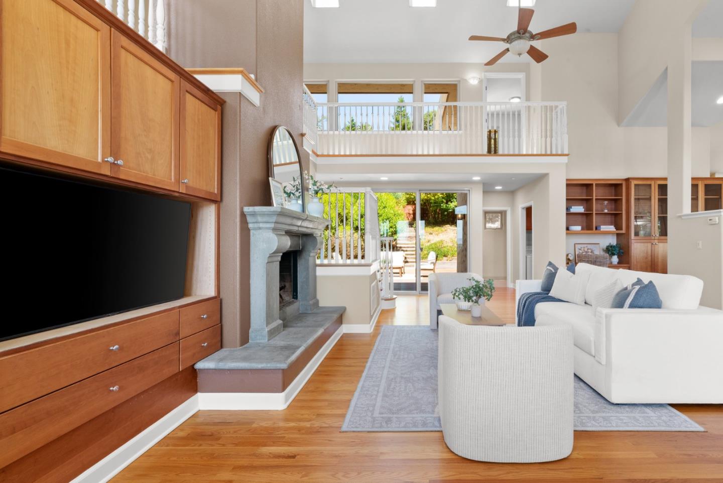 Detail Gallery Image 14 of 88 For 125 Orchard Heights Ln, Corralitos,  CA 95076 - 3 Beds | 3 Baths