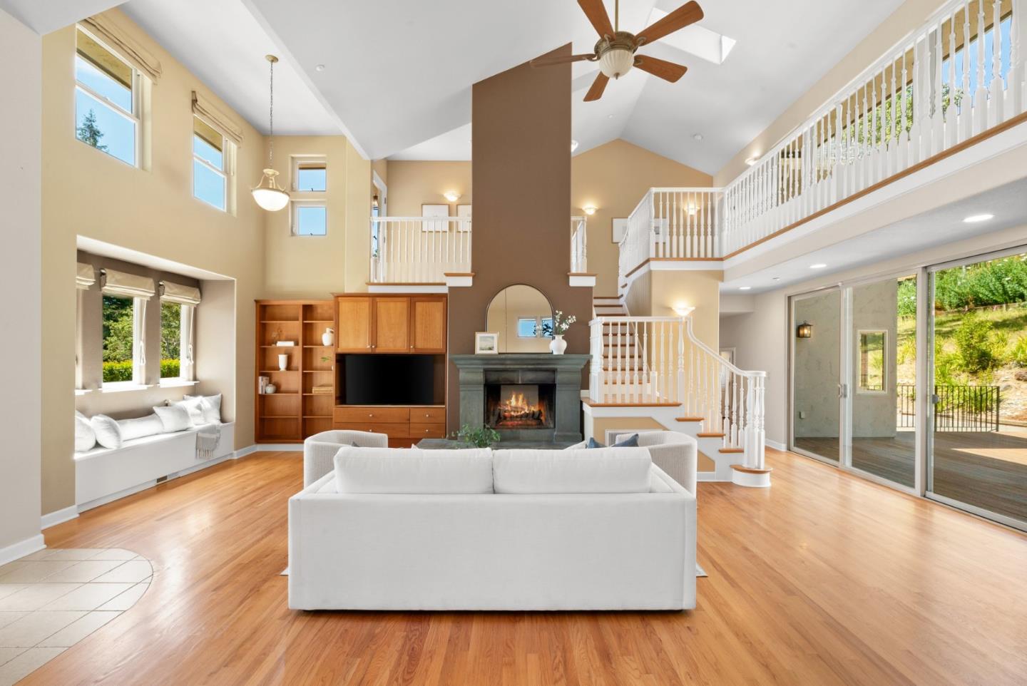 Detail Gallery Image 17 of 88 For 125 Orchard Heights Ln, Corralitos,  CA 95076 - 3 Beds | 3 Baths