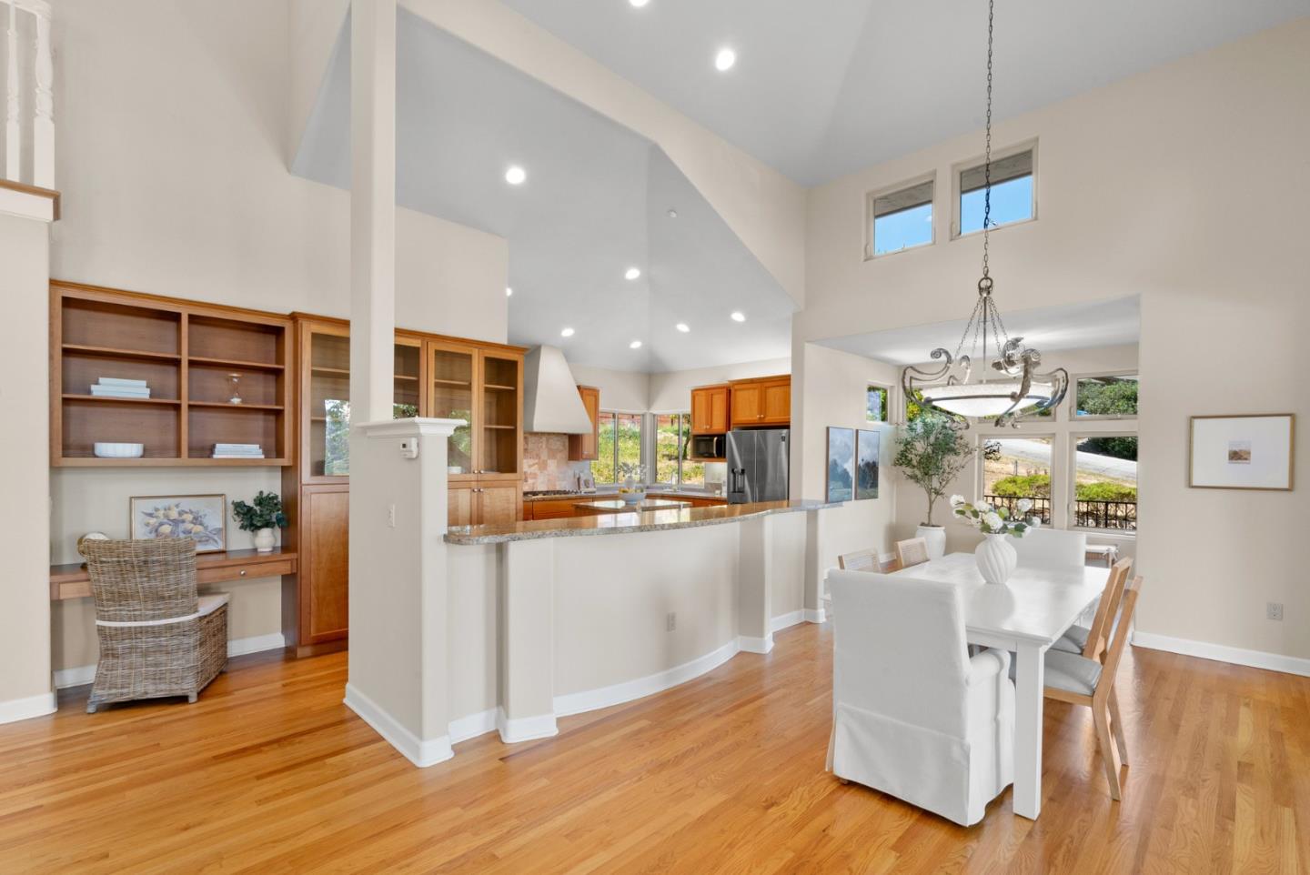 Detail Gallery Image 21 of 88 For 125 Orchard Heights Ln, Corralitos,  CA 95076 - 3 Beds | 3 Baths