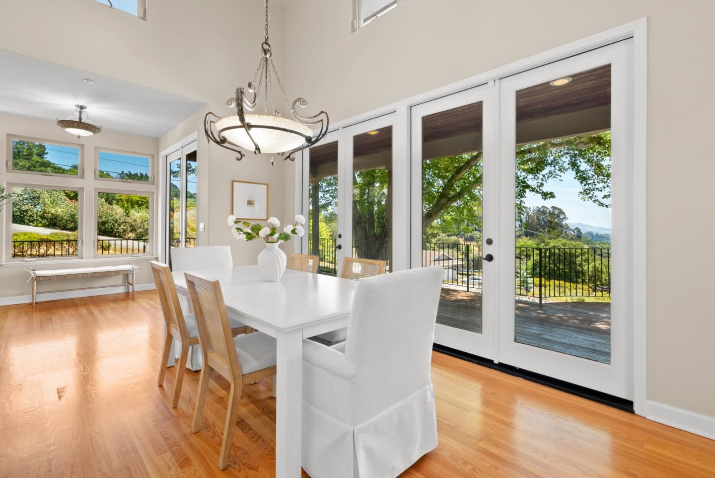 Detail Gallery Image 22 of 88 For 125 Orchard Heights Ln, Corralitos,  CA 95076 - 3 Beds | 3 Baths