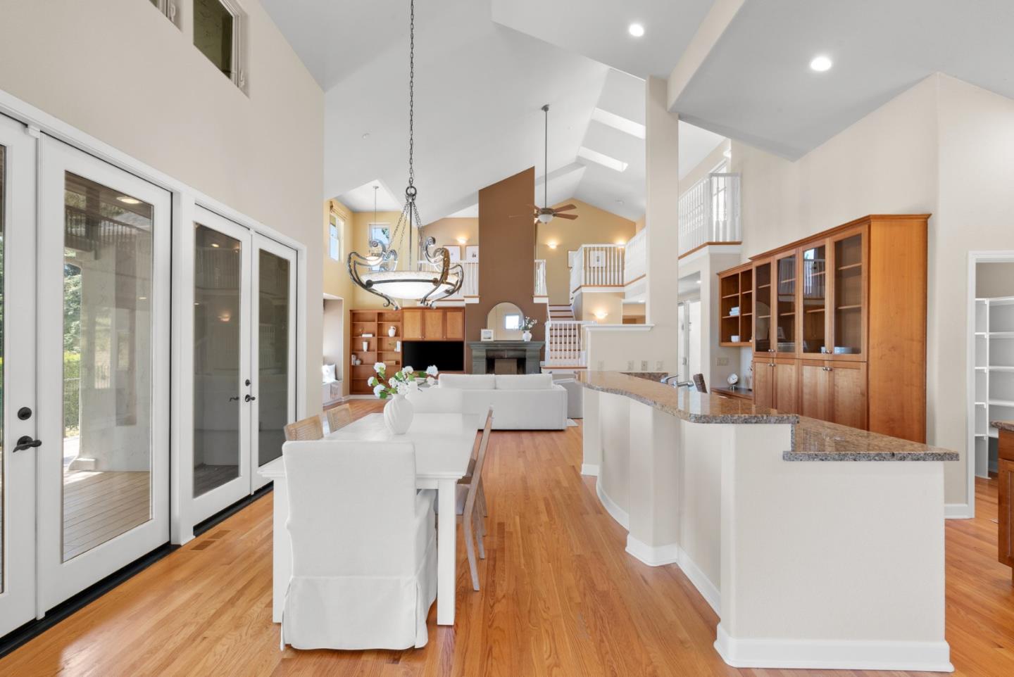 Detail Gallery Image 24 of 88 For 125 Orchard Heights Ln, Corralitos,  CA 95076 - 3 Beds | 3 Baths