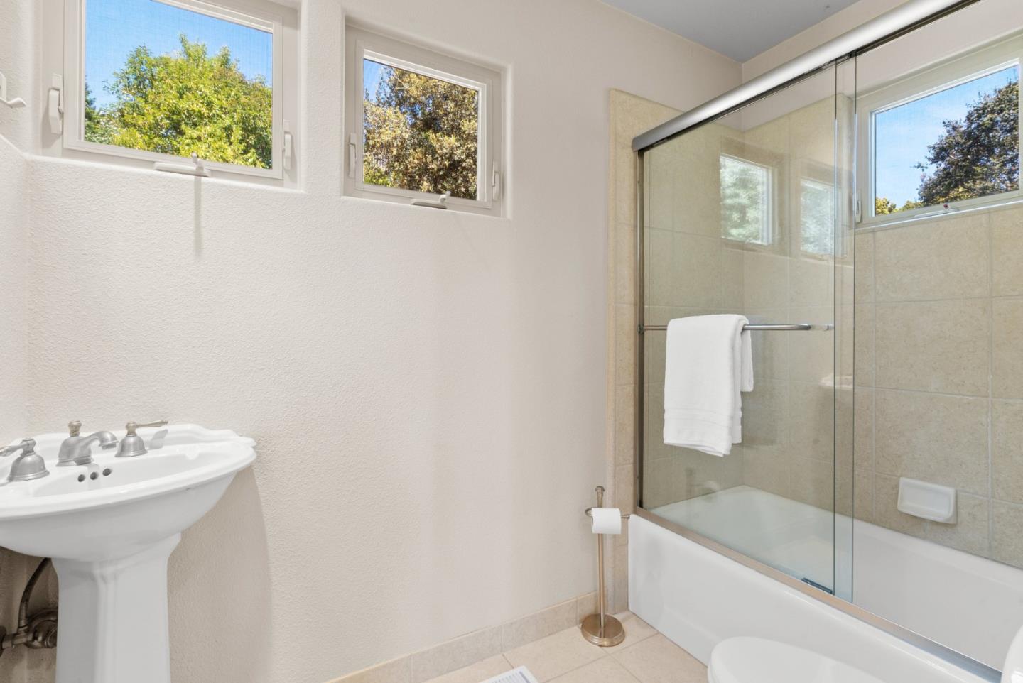 Detail Gallery Image 42 of 88 For 125 Orchard Heights Ln, Corralitos,  CA 95076 - 3 Beds | 3 Baths