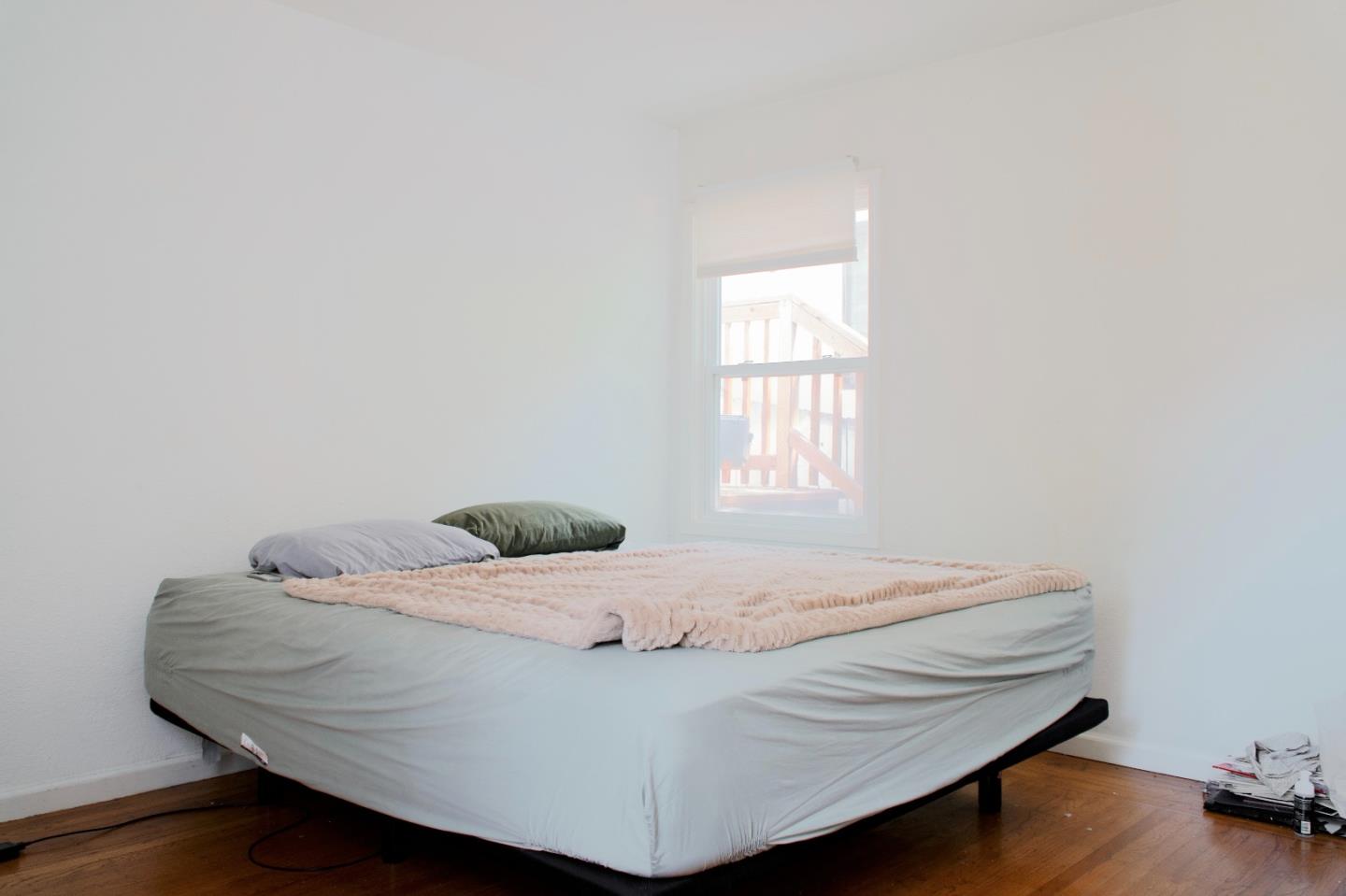 Detail Gallery Image 15 of 27 For 3433 Encina Way, Oakland,  CA 94605 - 2 Beds | 1 Baths