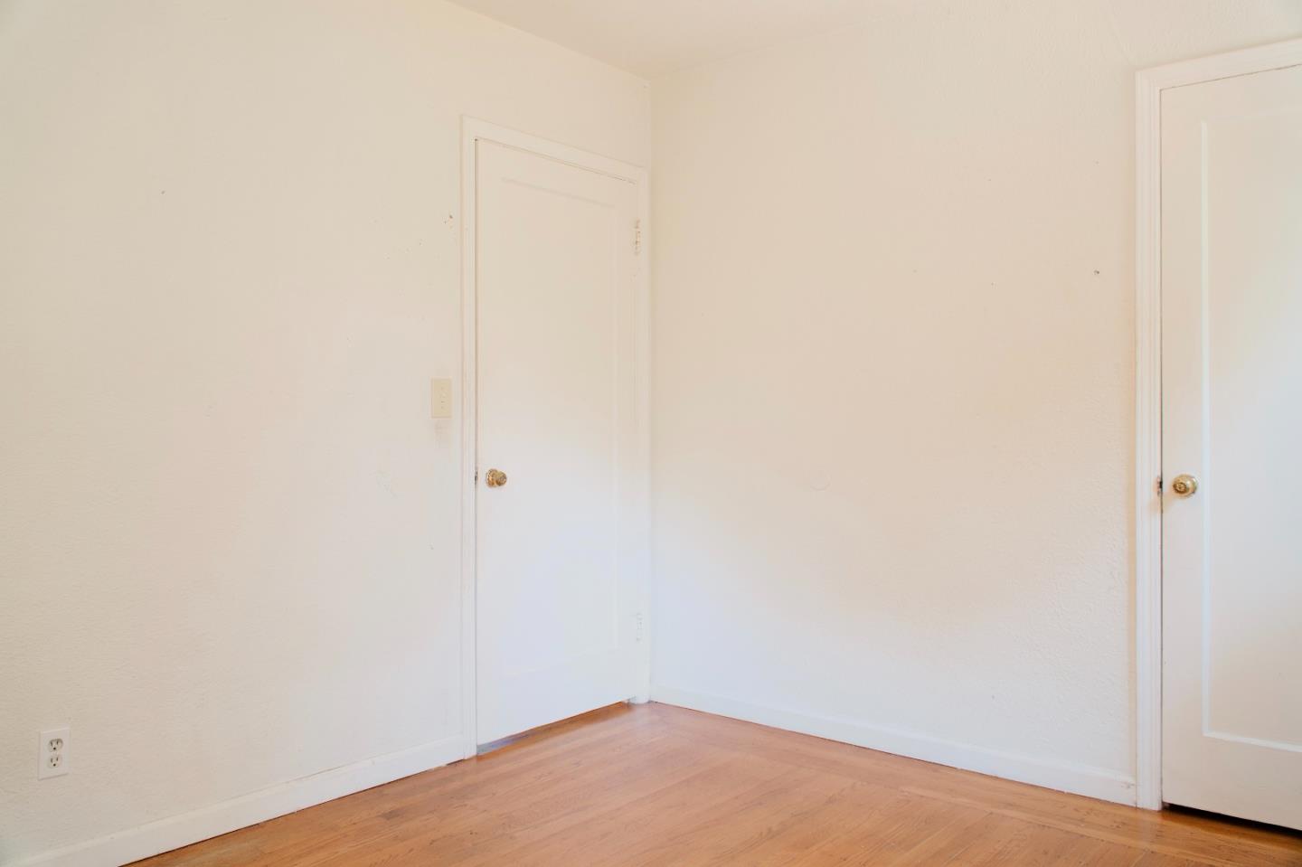 Detail Gallery Image 18 of 27 For 3433 Encina Way, Oakland,  CA 94605 - 2 Beds | 1 Baths