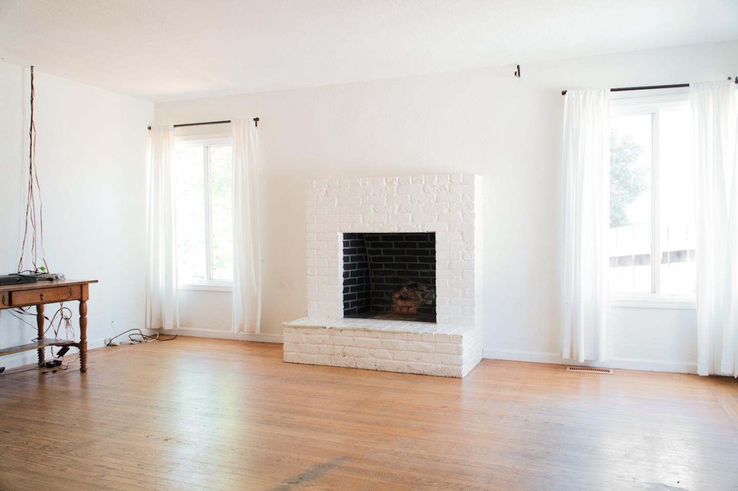 Detail Gallery Image 20 of 27 For 3433 Encina Way, Oakland,  CA 94605 - 2 Beds | 1 Baths