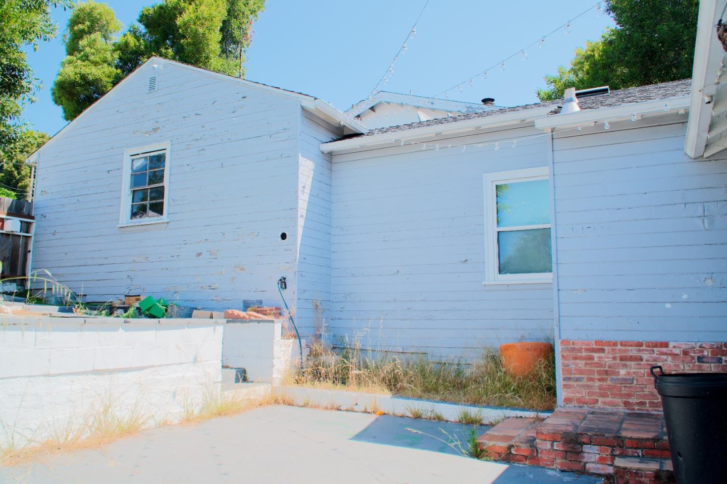 Detail Gallery Image 23 of 27 For 3433 Encina Way, Oakland,  CA 94605 - 2 Beds | 1 Baths