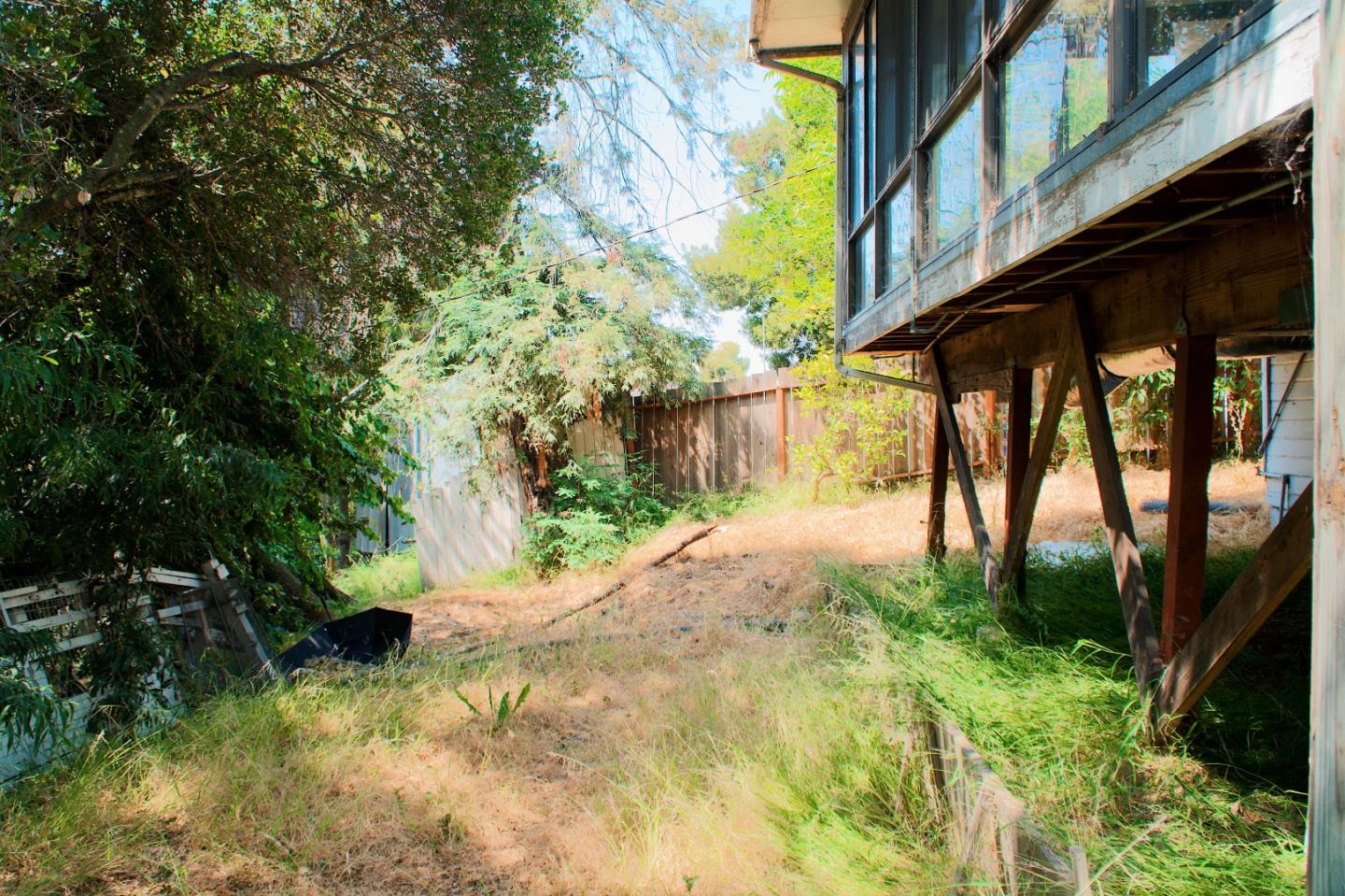 Detail Gallery Image 24 of 27 For 3433 Encina Way, Oakland,  CA 94605 - 2 Beds | 1 Baths