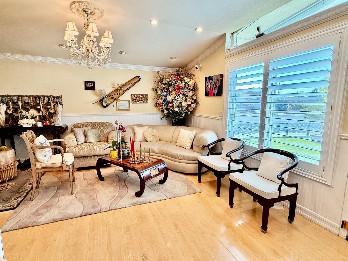 Detail Gallery Image 3 of 38 For 1202 Pecos Way, Sunnyvale,  CA 94089 - 3 Beds | 2 Baths
