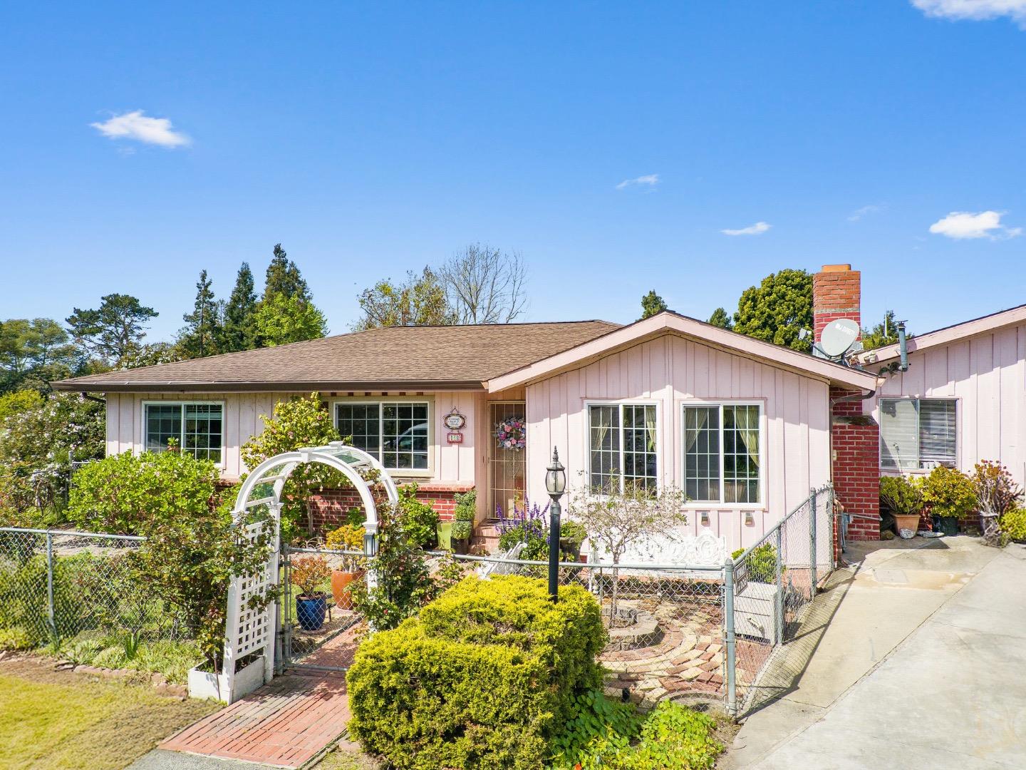 40 Eileen Street, Watsonville, CA, 95076