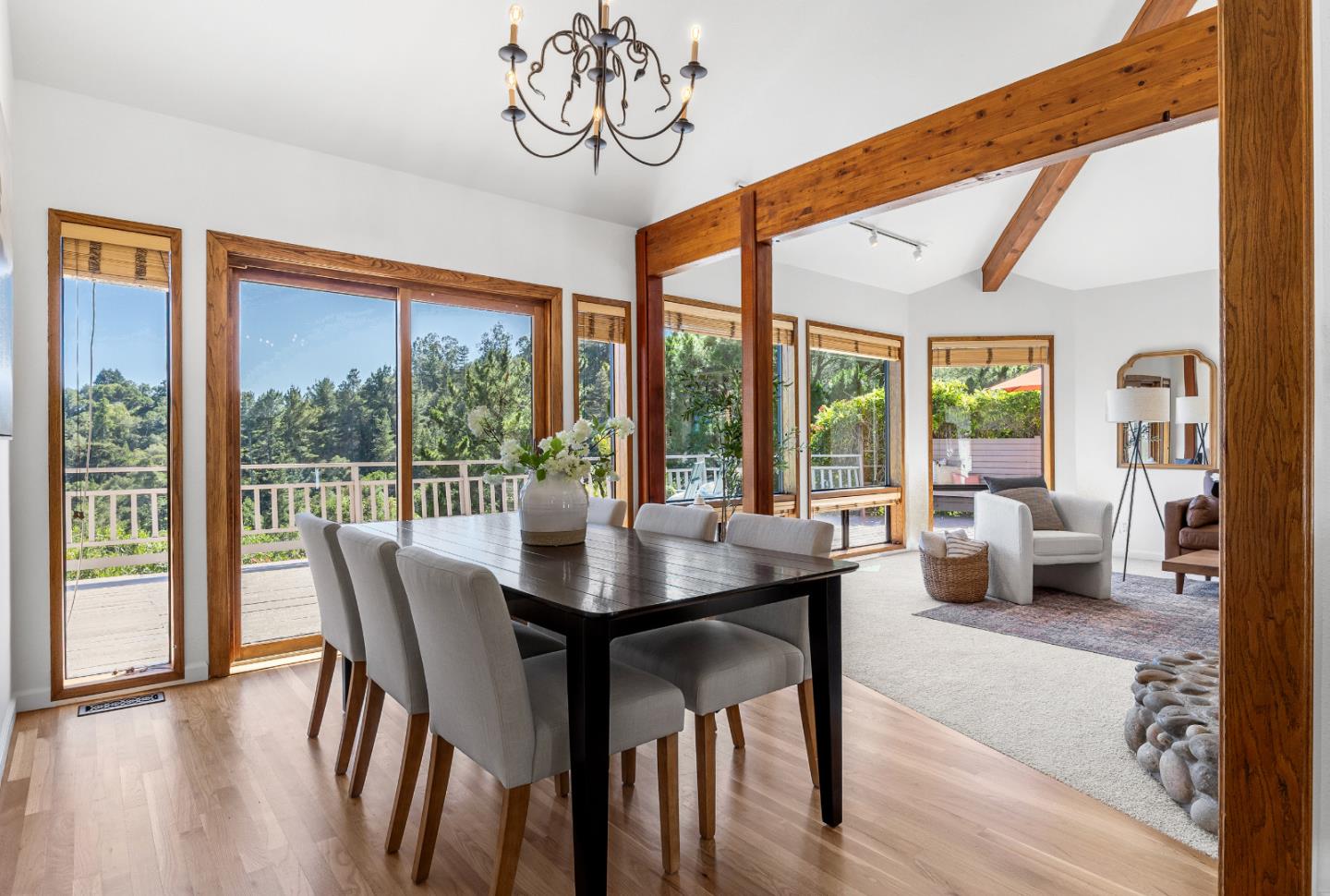 Detail Gallery Image 16 of 66 For 220 Hidden Valley Rdg, Soquel,  CA 95073 - 4 Beds | 3 Baths