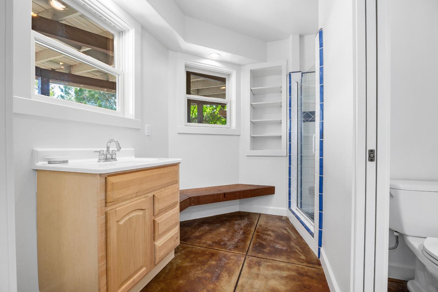 Detail Gallery Image 37 of 66 For 220 Hidden Valley Rdg, Soquel,  CA 95073 - 4 Beds | 3 Baths
