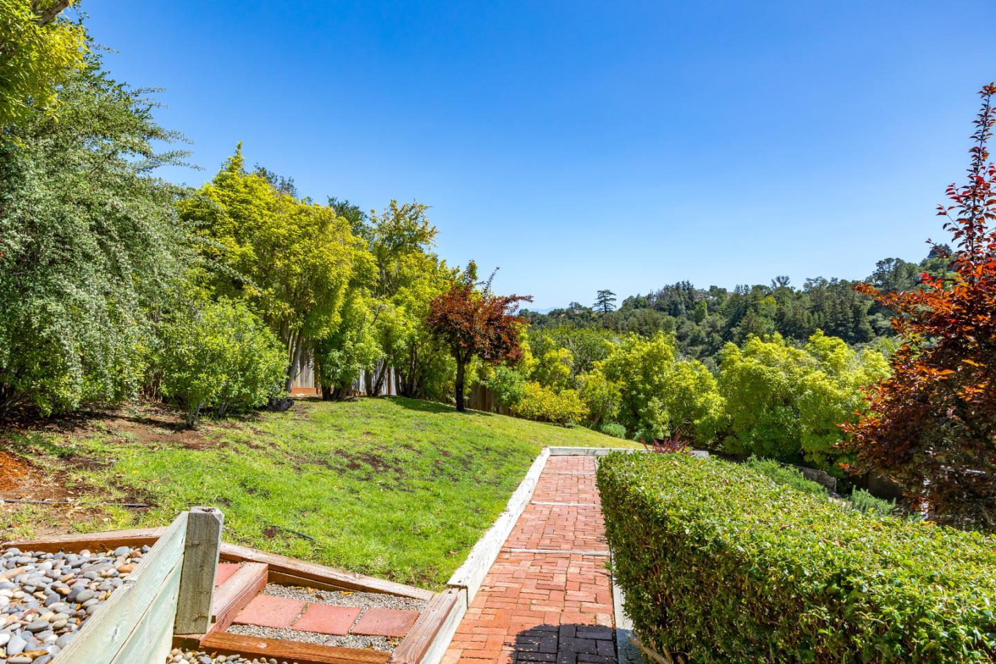 Detail Gallery Image 53 of 66 For 220 Hidden Valley Rdg, Soquel,  CA 95073 - 4 Beds | 3 Baths