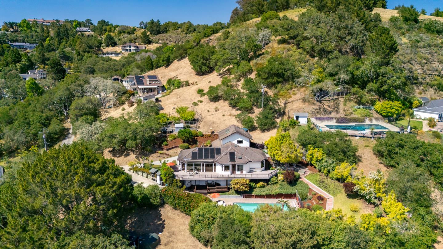 Detail Gallery Image 62 of 66 For 220 Hidden Valley Rdg, Soquel,  CA 95073 - 4 Beds | 3 Baths