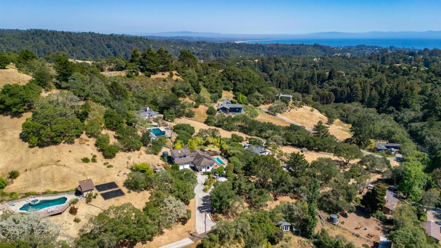 Detail Gallery Image 64 of 66 For 220 Hidden Valley Rdg, Soquel,  CA 95073 - 4 Beds | 3 Baths