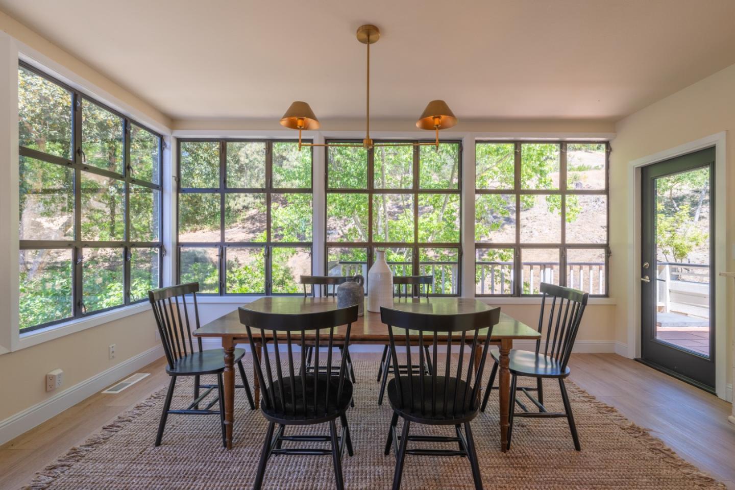 Detail Gallery Image 6 of 33 For 31315 via La Naranga, Carmel Valley,  CA 93924 - 4 Beds | 3/1 Baths