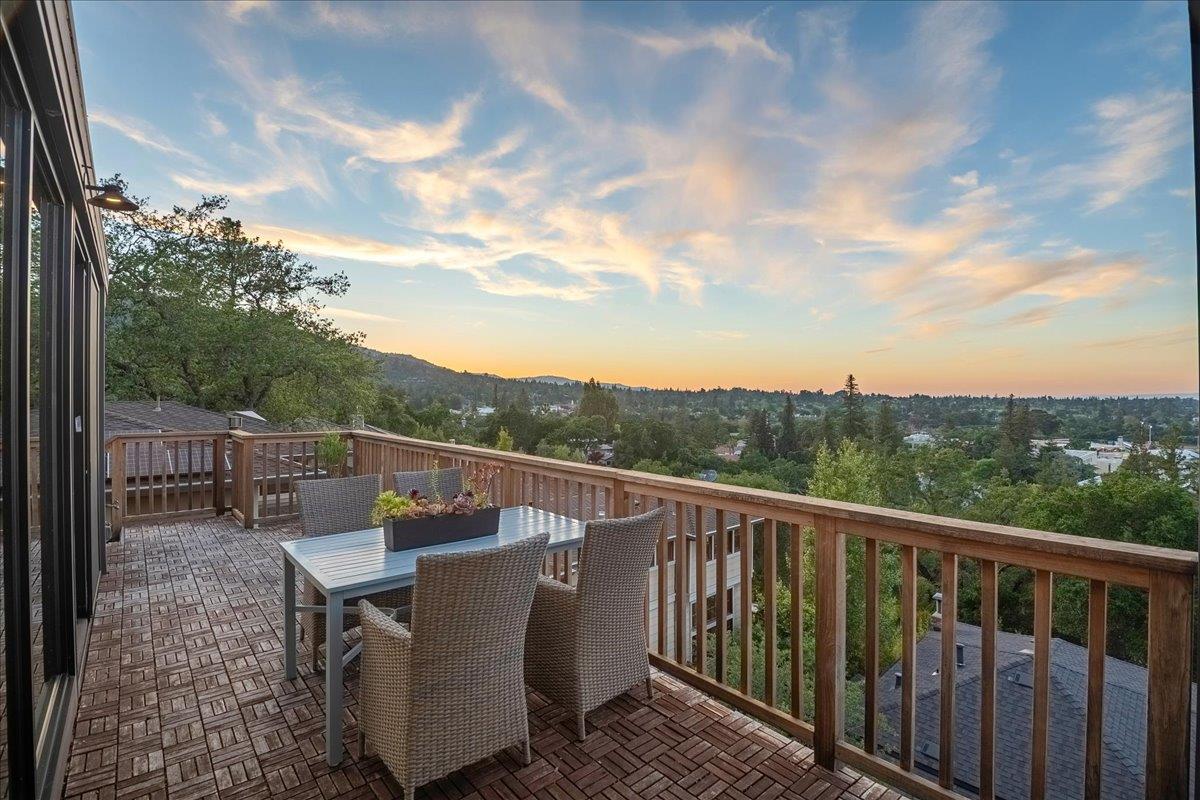 Detail Gallery Image 21 of 57 For 25 Grove St, Los Gatos,  CA 95030 - 3 Beds | 3/1 Baths