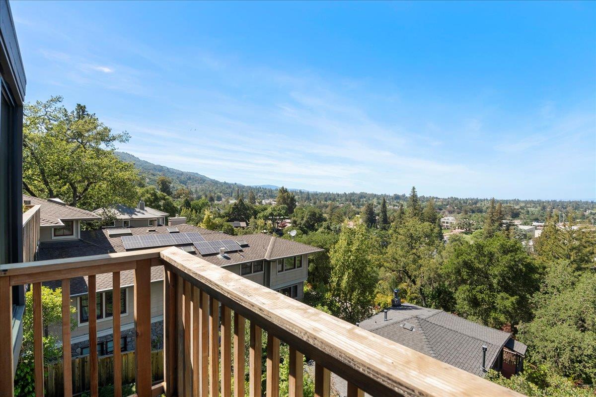 Detail Gallery Image 9 of 57 For 25 Grove St, Los Gatos,  CA 95030 - 3 Beds | 3/1 Baths