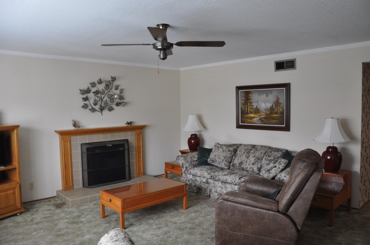 Detail Gallery Image 2 of 18 For 2461 Ramke Pl, Santa Clara,  CA 95050 - 3 Beds | 2 Baths