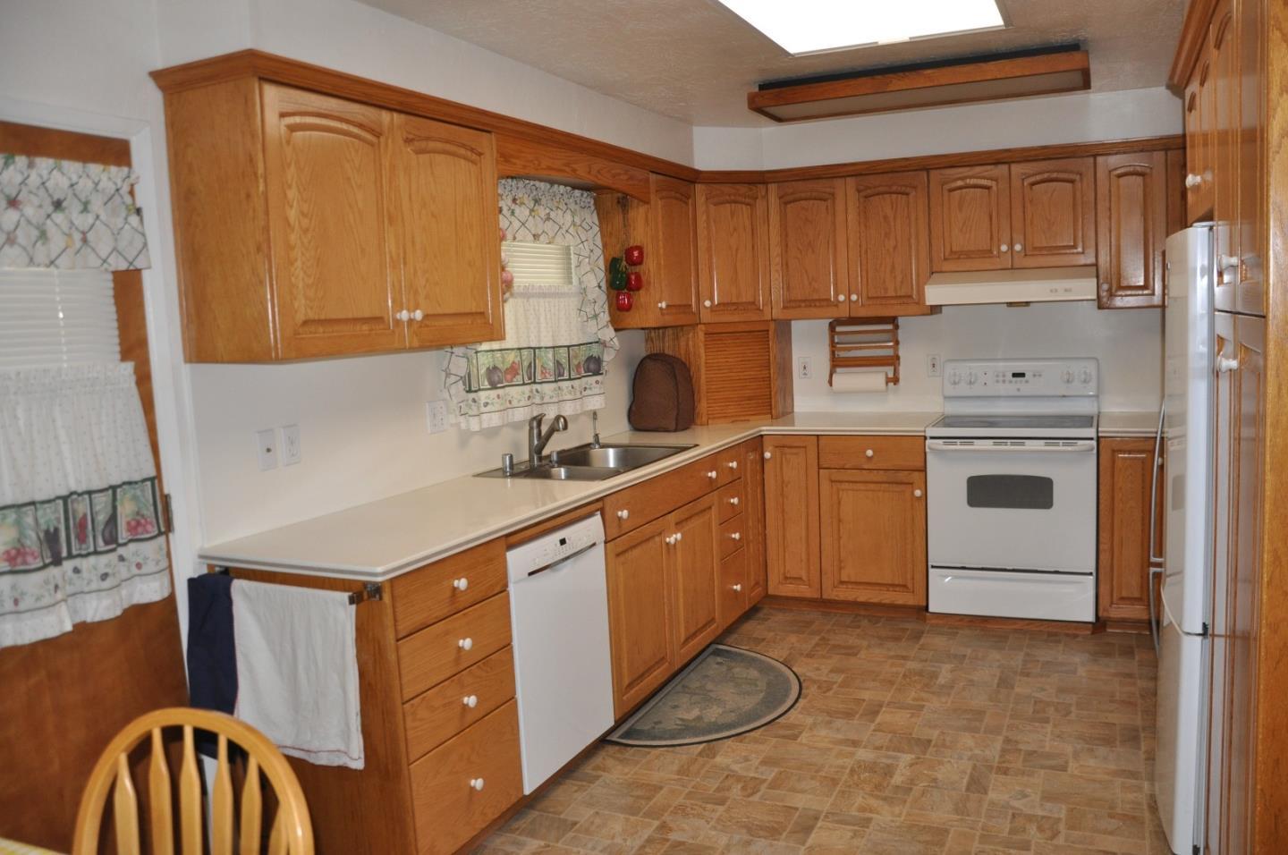 Detail Gallery Image 5 of 18 For 2461 Ramke Pl, Santa Clara,  CA 95050 - 3 Beds | 2 Baths