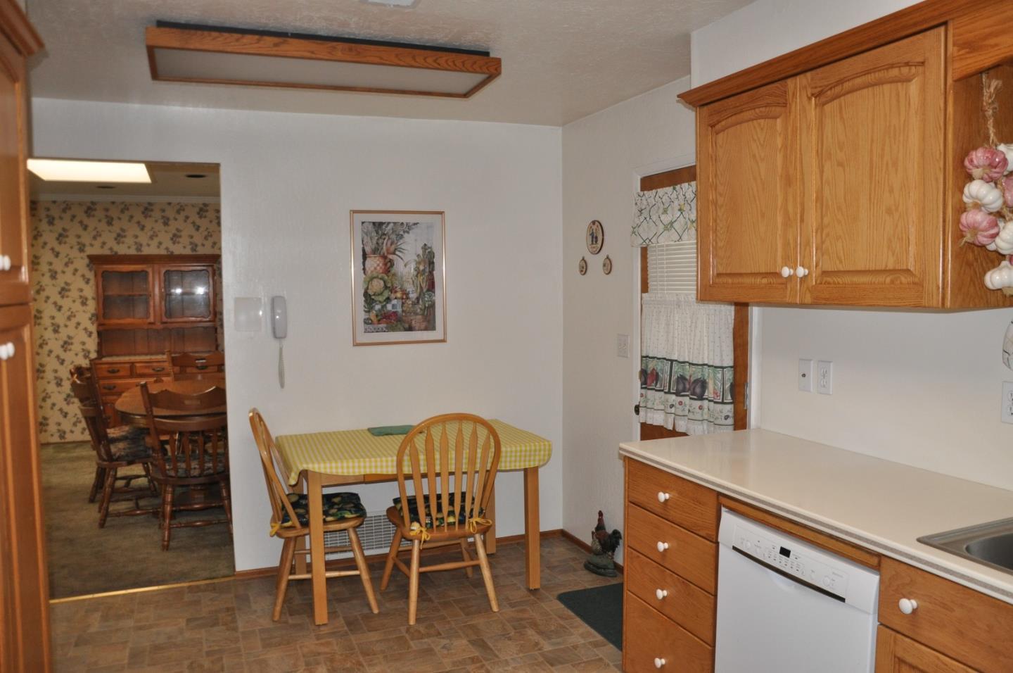 Detail Gallery Image 6 of 18 For 2461 Ramke Pl, Santa Clara,  CA 95050 - 3 Beds | 2 Baths