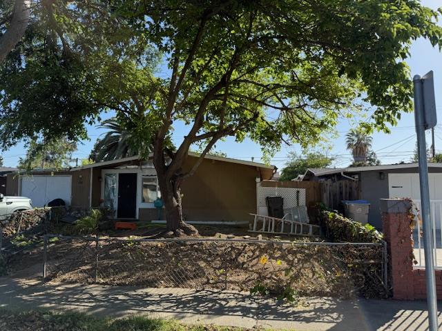 Detail Gallery Image 1 of 24 For 1667 Terilyn Ave, San Jose,  CA 95122 - 3 Beds | 1 Baths