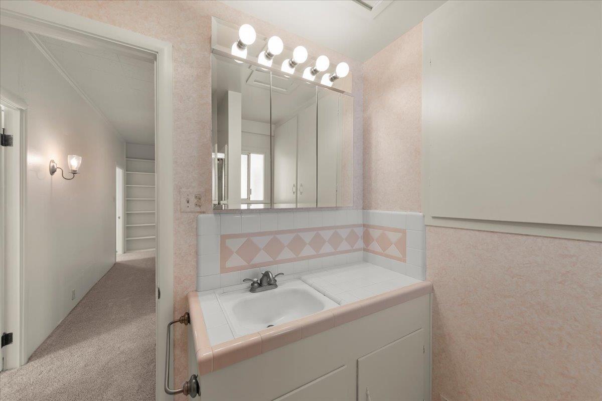 Detail Gallery Image 18 of 39 For 703 & 703a Hall Rd, Royal Oaks,  CA 95076 - – Beds | – Baths