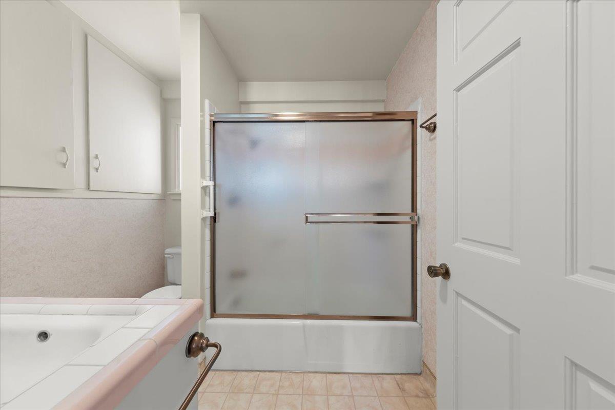 Detail Gallery Image 19 of 39 For 703 & 703a Hall Rd, Royal Oaks,  CA 95076 - – Beds | – Baths