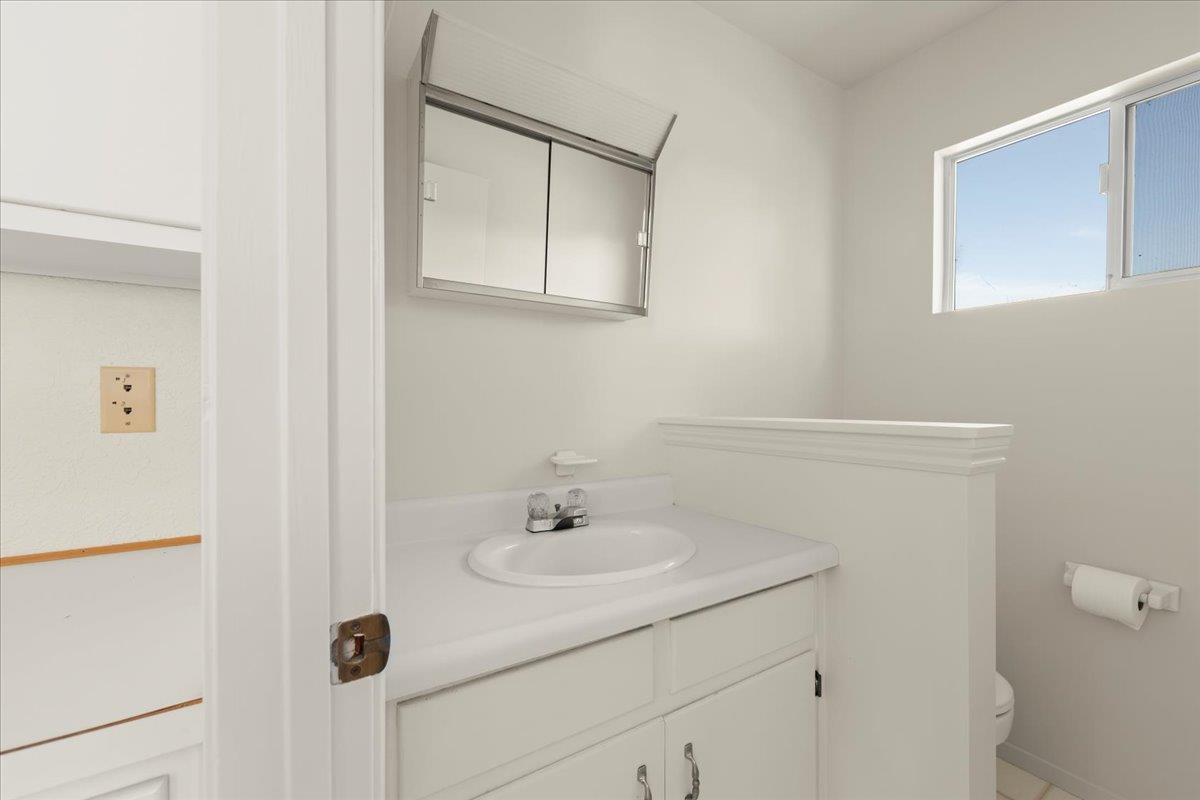 Detail Gallery Image 24 of 39 For 703 & 703a Hall Rd, Royal Oaks,  CA 95076 - – Beds | – Baths