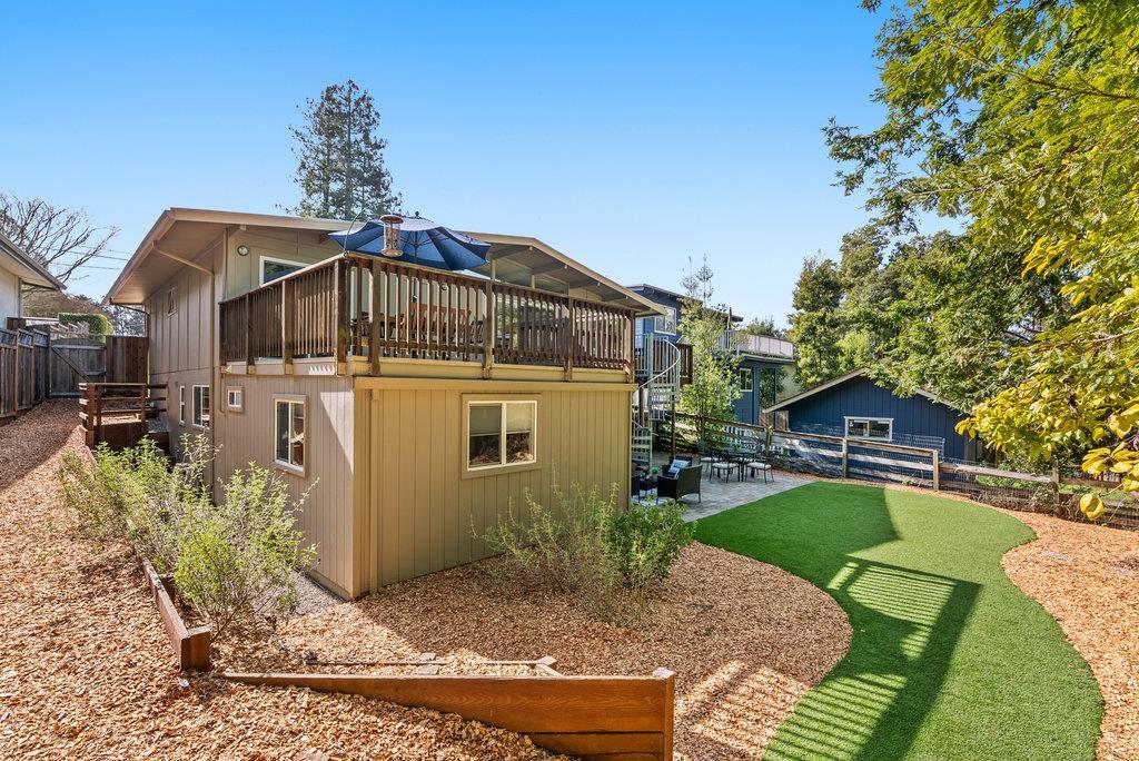 Detail Gallery Image 37 of 45 For 416 Semple Ave, Aptos,  CA 95003 - 5 Beds | 2/1 Baths
