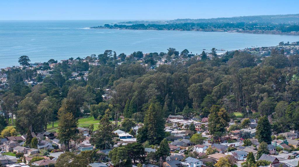 Detail Gallery Image 41 of 45 For 416 Semple Ave, Aptos,  CA 95003 - 5 Beds | 2/1 Baths