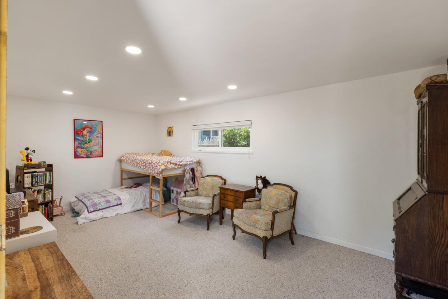Detail Gallery Image 28 of 48 For 608 Congress Ave, Pacific Grove,  CA 93950 - 4 Beds | 2/1 Baths