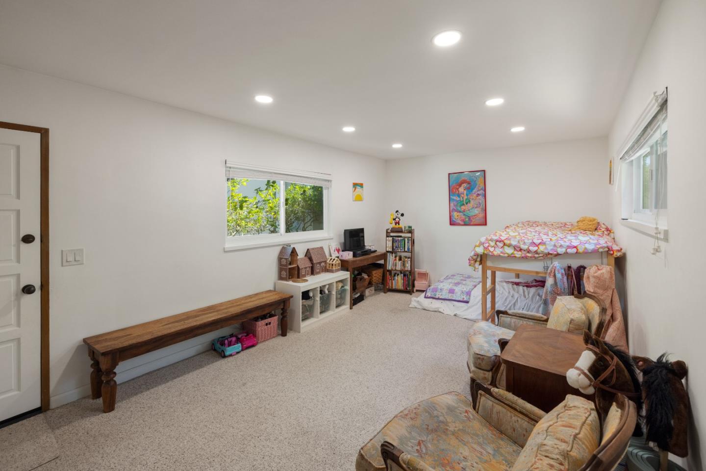 Detail Gallery Image 29 of 48 For 608 Congress Ave, Pacific Grove,  CA 93950 - 4 Beds | 2/1 Baths