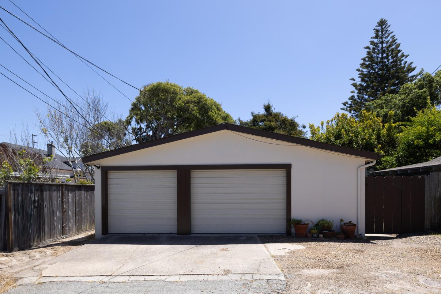 Detail Gallery Image 43 of 48 For 608 Congress Ave, Pacific Grove,  CA 93950 - 4 Beds | 2/1 Baths