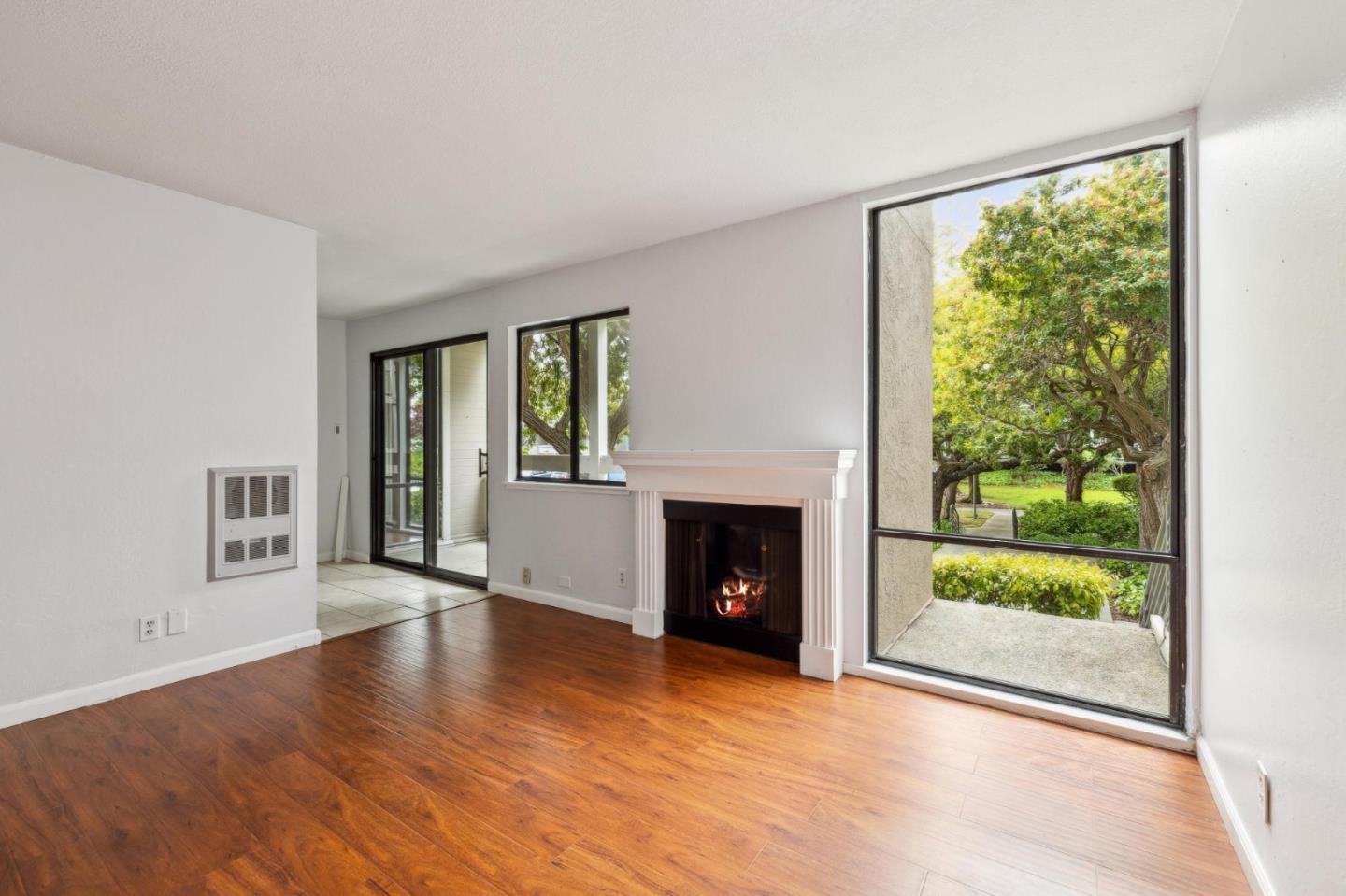 Detail Gallery Image 11 of 37 For 1061 Beach Park Blvd #108,  Foster City,  CA 94404 - 1 Beds | 1 Baths
