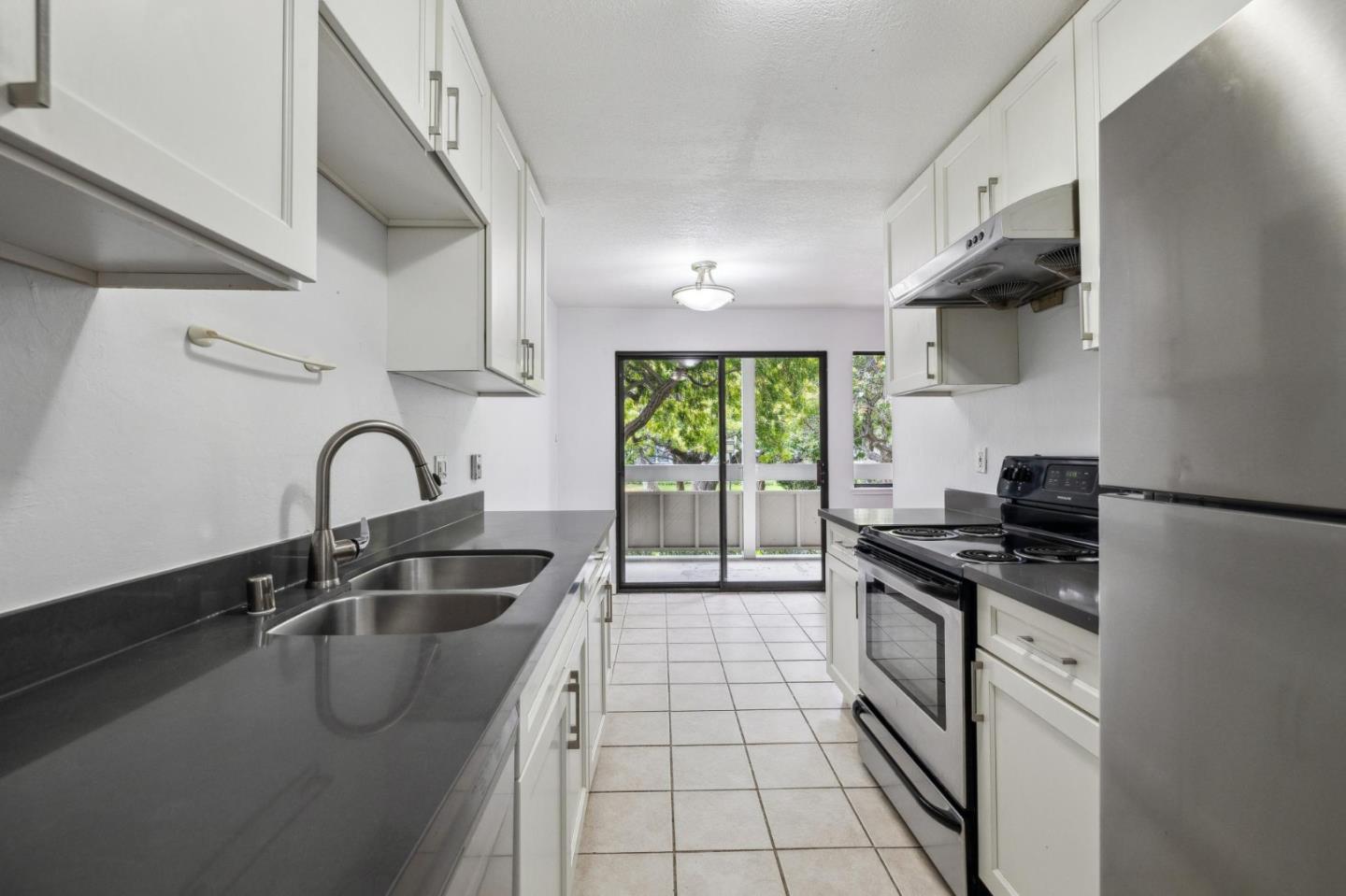 Detail Gallery Image 18 of 37 For 1061 Beach Park Blvd #108,  Foster City,  CA 94404 - 1 Beds | 1 Baths