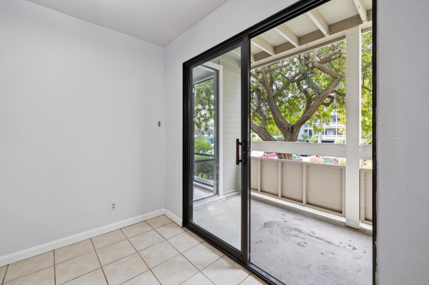 Detail Gallery Image 20 of 37 For 1061 Beach Park Blvd #108,  Foster City,  CA 94404 - 1 Beds | 1 Baths