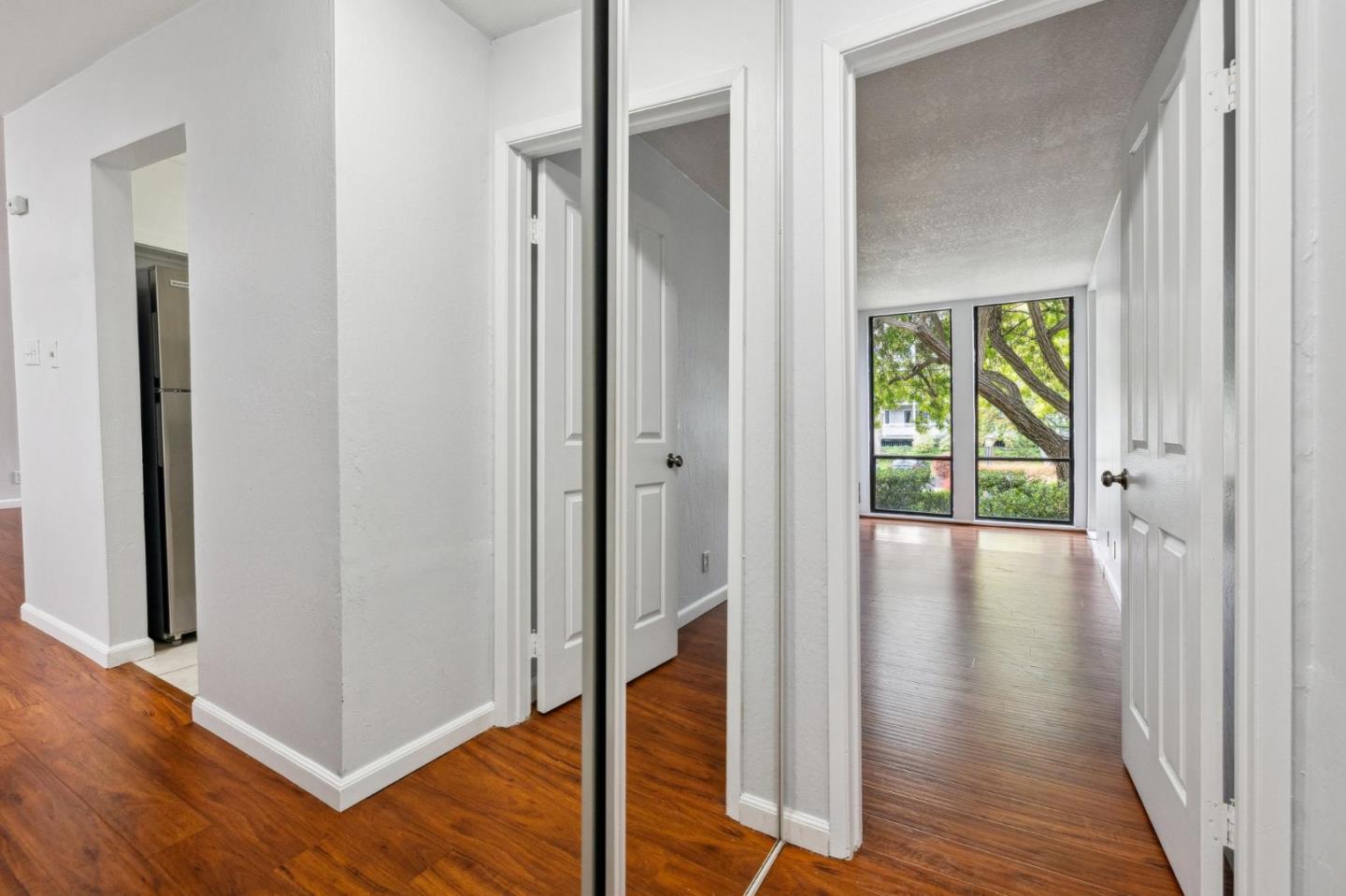 Detail Gallery Image 24 of 37 For 1061 Beach Park Blvd #108,  Foster City,  CA 94404 - 1 Beds | 1 Baths