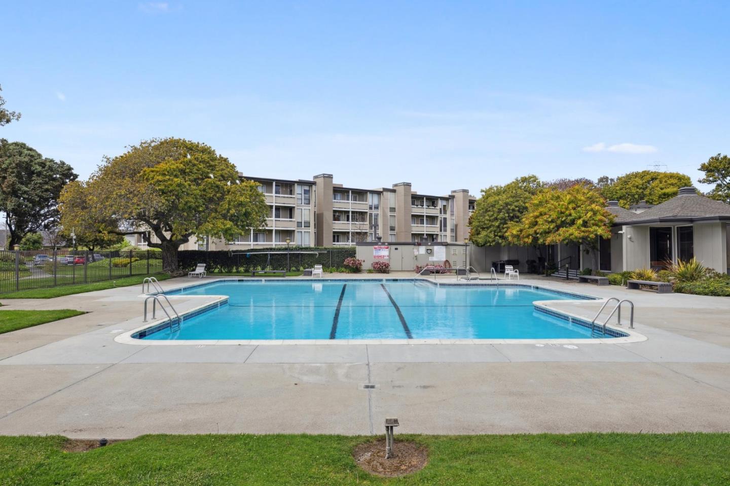 Detail Gallery Image 34 of 37 For 1061 Beach Park Blvd #108,  Foster City,  CA 94404 - 1 Beds | 1 Baths
