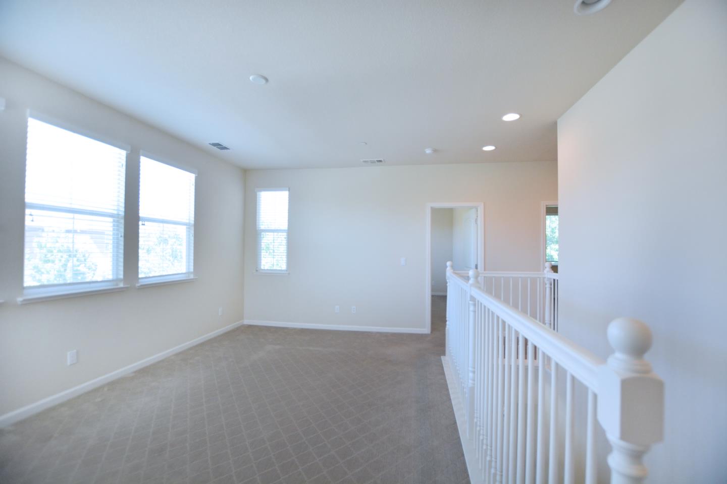 Detail Gallery Image 11 of 29 For 3936 Purple Finch Ln, Modesto,  CA 95355 - 4 Beds | 3 Baths