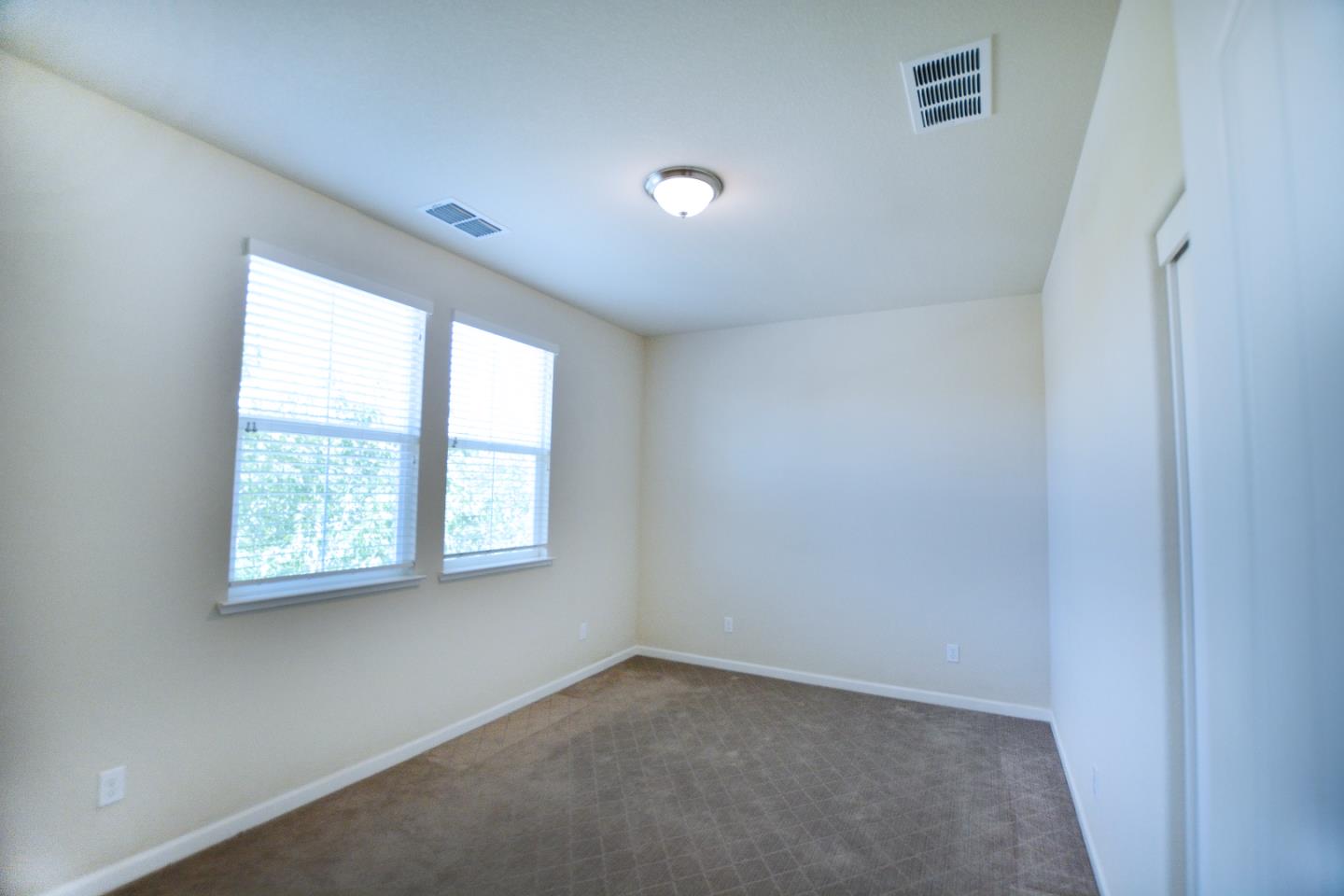Detail Gallery Image 14 of 29 For 3936 Purple Finch Ln, Modesto,  CA 95355 - 4 Beds | 3 Baths