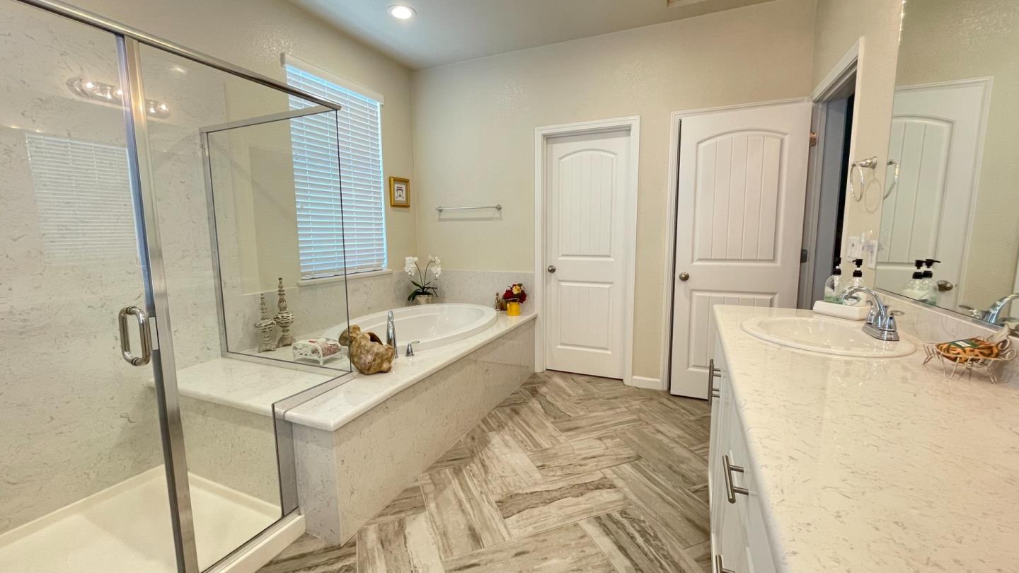 Detail Gallery Image 26 of 29 For 3936 Purple Finch Ln, Modesto,  CA 95355 - 4 Beds | 3 Baths
