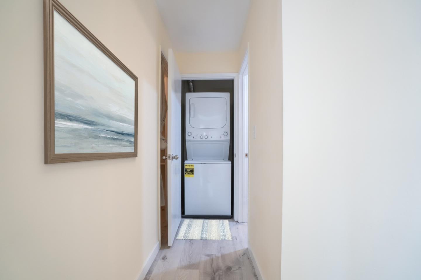 Detail Gallery Image 10 of 18 For 610 14th Ave #3,  Santa Cruz,  CA 95062 - 1 Beds | 1 Baths