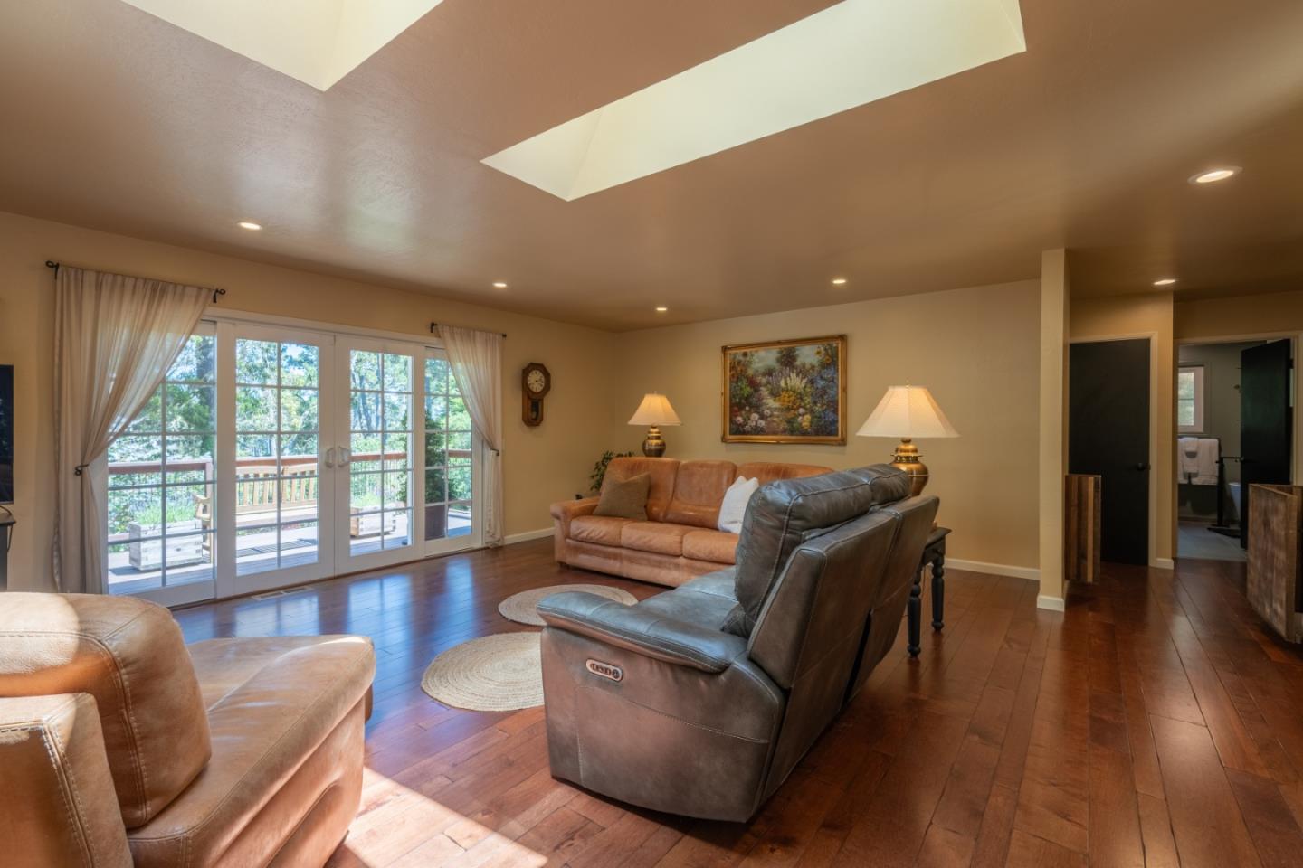 Detail Gallery Image 11 of 36 For 5 Wyndemere Vale, Monterey,  CA 93940 - 3 Beds | 2 Baths
