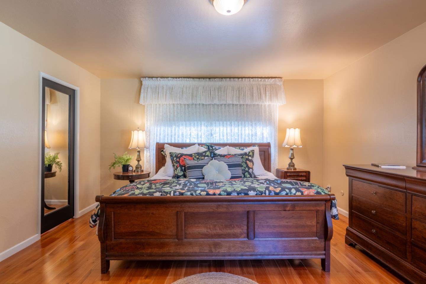 Detail Gallery Image 21 of 36 For 5 Wyndemere Vale, Monterey,  CA 93940 - 3 Beds | 2 Baths